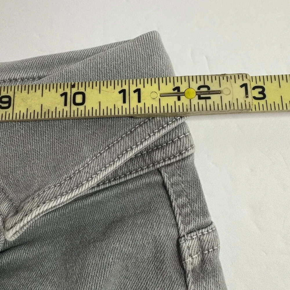MOTHER The Swooner Exposed Snap Ankle High Waisted Jeans Gray Denim Size 24‎